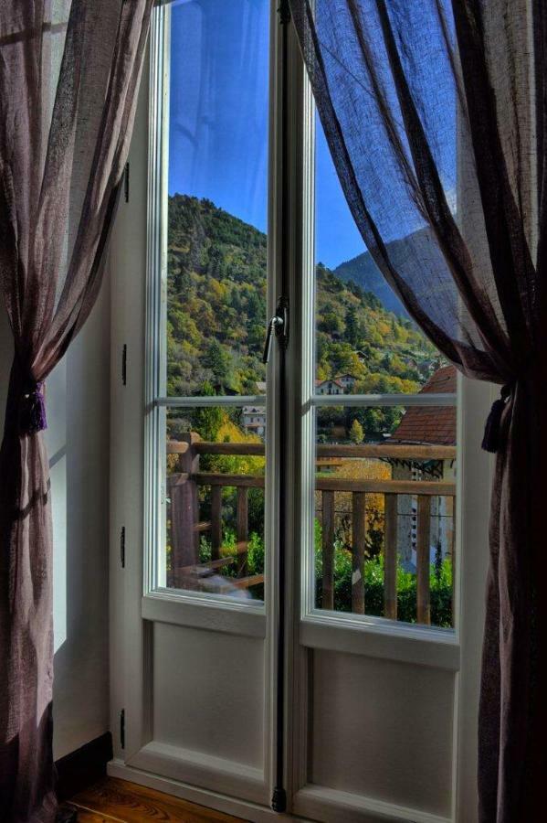 La Ribambelle Bed & Breakfast Saint-Martin-Vesubie Bagian luar foto